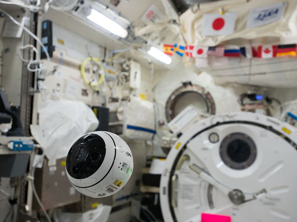 Int-Ball_ISS_maxon